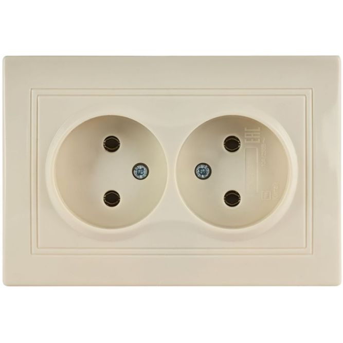 Розетка 2-м СП Кварта 10А IP20 без заземл. крем. IEK ERK23-K33-10-DM