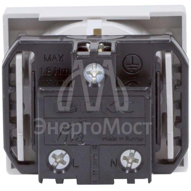 Розетка 1-м СП Viva 2мод. защ. шторки с заземл. сер. DKC 45025