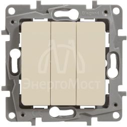 Механизм выключателя 3-кл. СП Etika Plus 10А IP20 250В 10AX винт. зажимы сл. кость Leg 672313