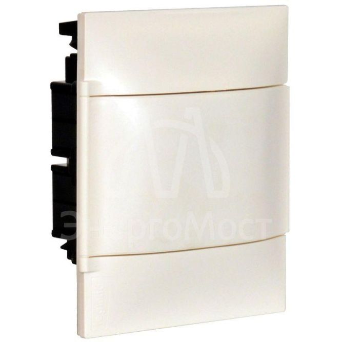 Щиток пластиковый встраиваемый Practibox S 1х4 дым. дверь Leg 134554