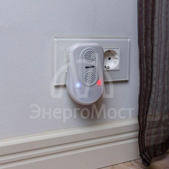 Отпугиватель ультразвуковой вредителей с LED индикатором (S90) Rexant 71-0038