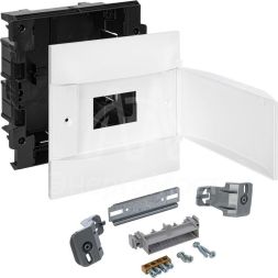 Щиток пластиковый встраиваемый Practibox S 1х6 бел. дверь Leg 134546