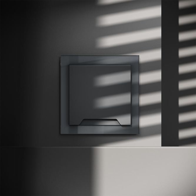 Розетка 1-м СП S70 16А с заземл. защ. шторки + крышка механизм графит Voltum VLS040307