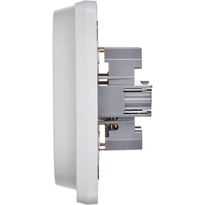 Розетка Inspiria 16А 250В 2х2P+E немецк. стандарт бел. Leg 673750