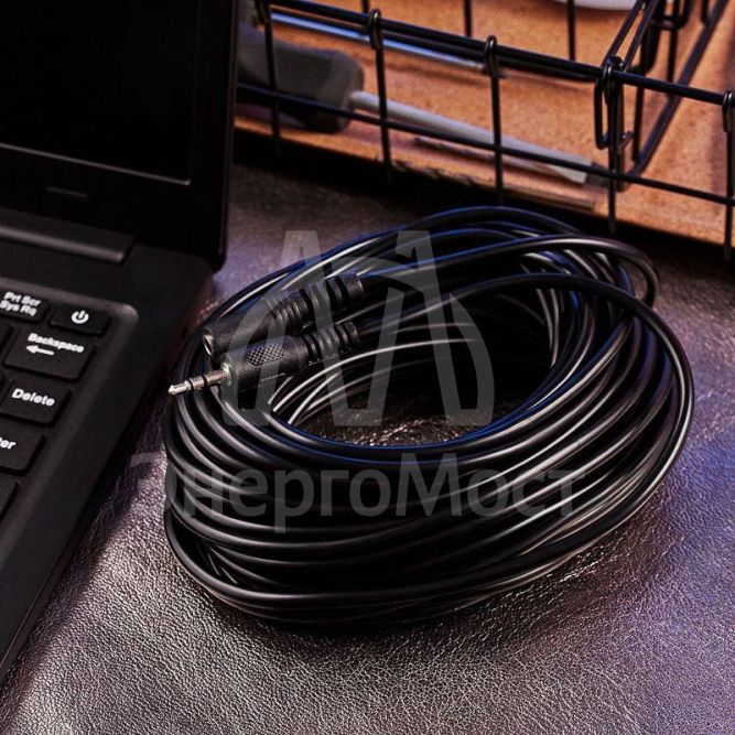 Шнур 3.5мм гнездо стерео-3.5мм штекер стерео 10м REXANT 17-4008