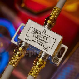 Делитель ТВ &amp;quot;краб&amp;quot; х2 под F разъем 5-1000 МГц Rexant 05-6001