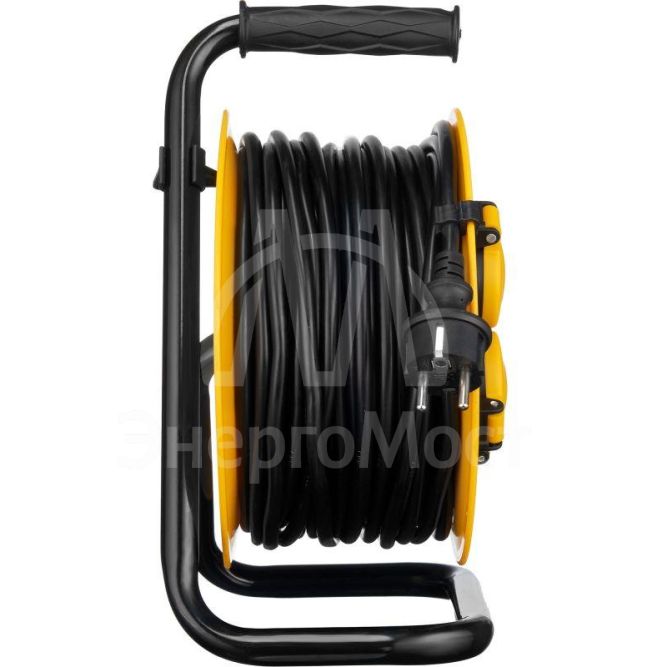 Удлинитель на катушке 4х30м с заземл. 16А IP44 УК30 &amp;quot;Industrial plus&amp;quot; с термозащ. 3х1.5 IEK WKP15-16-04-30-44