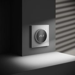 Терморегулятор электронный S70 с индикацией и датчиком для теплого пола механизм бел. матов. Voltum VLS070102