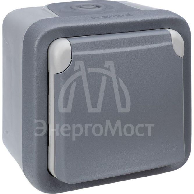 Розетка 1-м ОП Plexo с защ. крышкой IP55 сер. Leg 069733