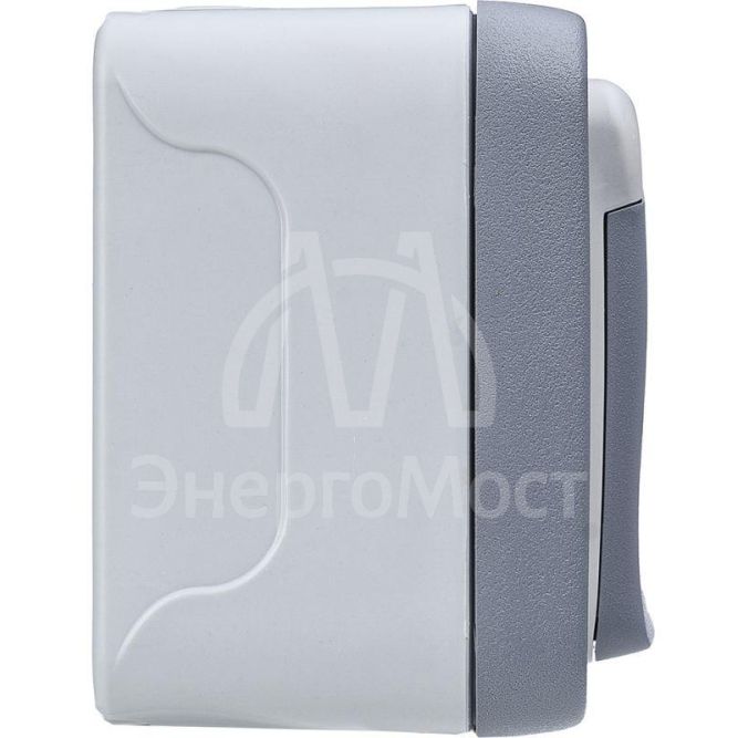 Розетка 1-м ОП Plexo с защ. крышкой IP55 сер. Leg 069733