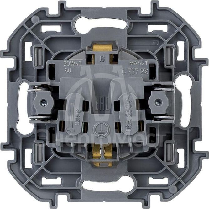 Розетка 1-м СП Inspiria 16А IP20 2P+E немецк. стандарт алюм. Leg 673722
