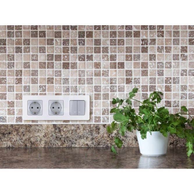 Розетка 1-м СП Inspiria 16А IP20 2P+E немецк. стандарт алюм. Leg 673722