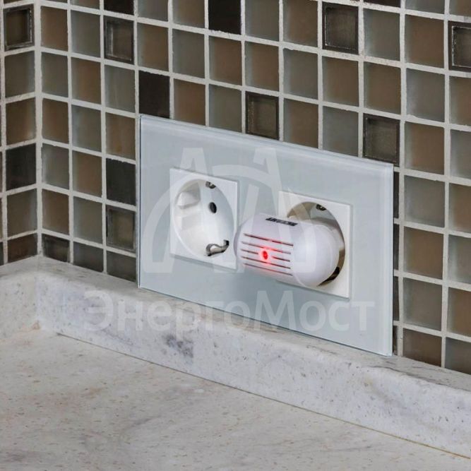 Отпугиватель комаров ультразвуковой Rexant 71-0014