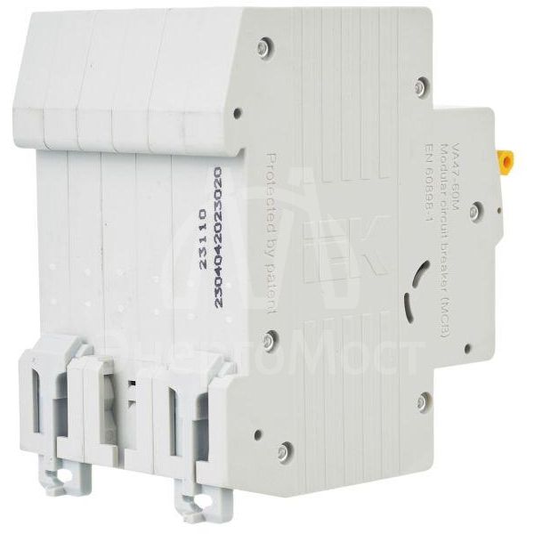 Выключатель автоматический модульный 3п C 20А 6кА ВА47-60M IEK MVA31-3-020-C