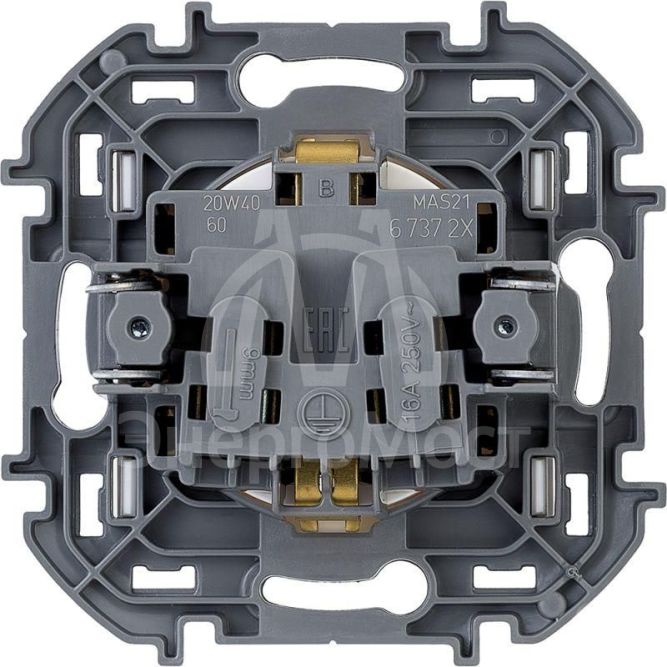 Розетка 1-м СП Inspiria 16А IP20 250В 2P+E немецк. стандарт бел. Leg 673720