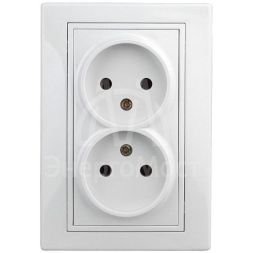 Розетка 2-м СП Plano 1-204-01 16А IP20 250В 2х2P бел. Intro Б0053904