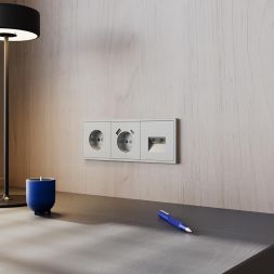 Рамка 3-м S70 пластик. сталь Voltum VLS100305