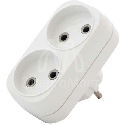 Разветвитель 2 гнезда без заземл. плоский 6А UNIVersal А202