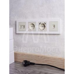 Рамка 4-м BRITE РУ-4-Бр бел. рифленый IEK BR-M42-51-K01