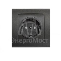 Розетка 1-м СП Бриллиант 16А IP20 с заземл. защ. шторки в сборе графит Universal 7947632-Gr