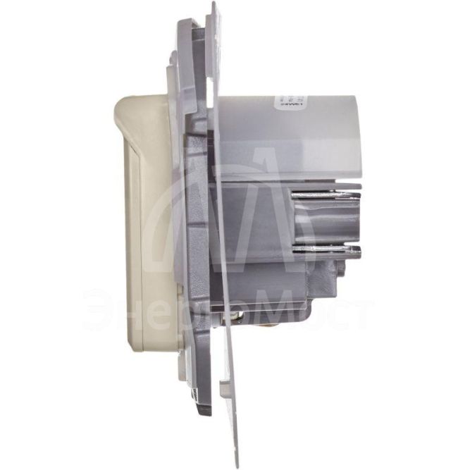 Розетка 1-м СП Inspiria 16А IP44 250В 2P+E защ. шторки с крышкой немецк. стандарт сл. кость Leg 673741