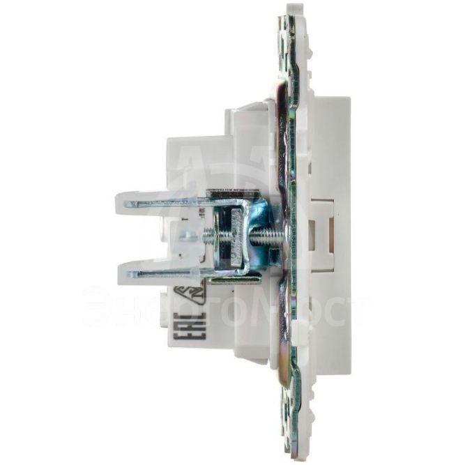 Розетка SKANDY 10А без заземл. без защ. шторок SK-R02W арктич. бел. IEK SK-R10-10-K01