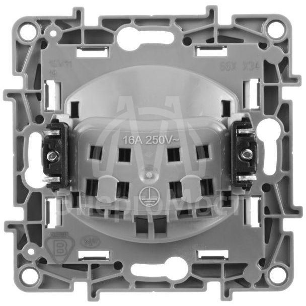 Механизм розетки 1-м СП Etika 2К 16А защ. шторки без заземл. винт. зажимы сл. кость Leg 672334