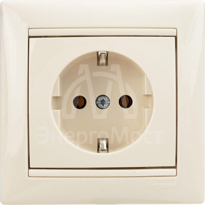 Механизм розетки 1-м СП Valena с заземл. сл. кость Leg 774320