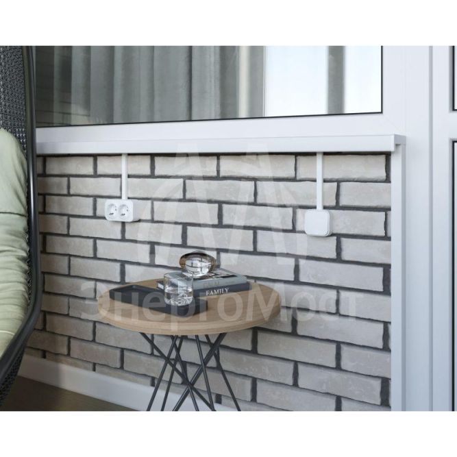 Розетка 2-м ОП Quteo 16А IP20 250В 2х2P+E с заземл. защ. шторки бел. Leg 782237