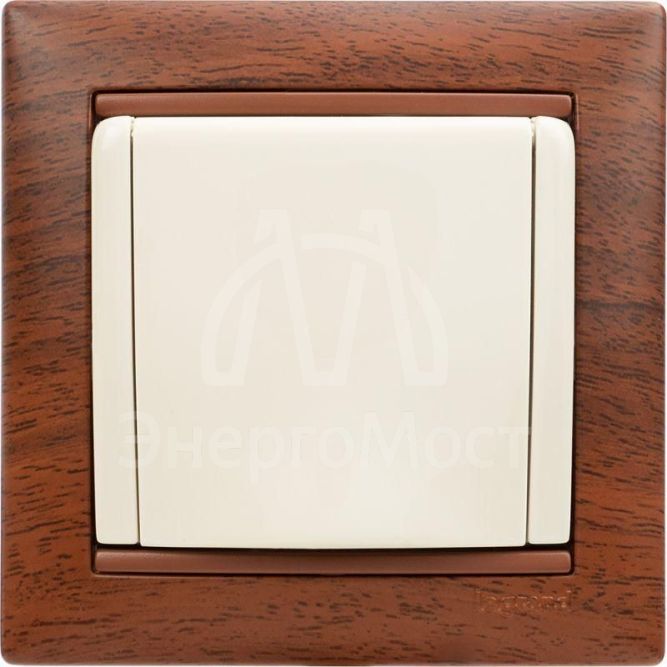 Механизм розетки 1-м СП Valena с защ. крышкой защ. шторки с заземл. сл. кость Leg 774322