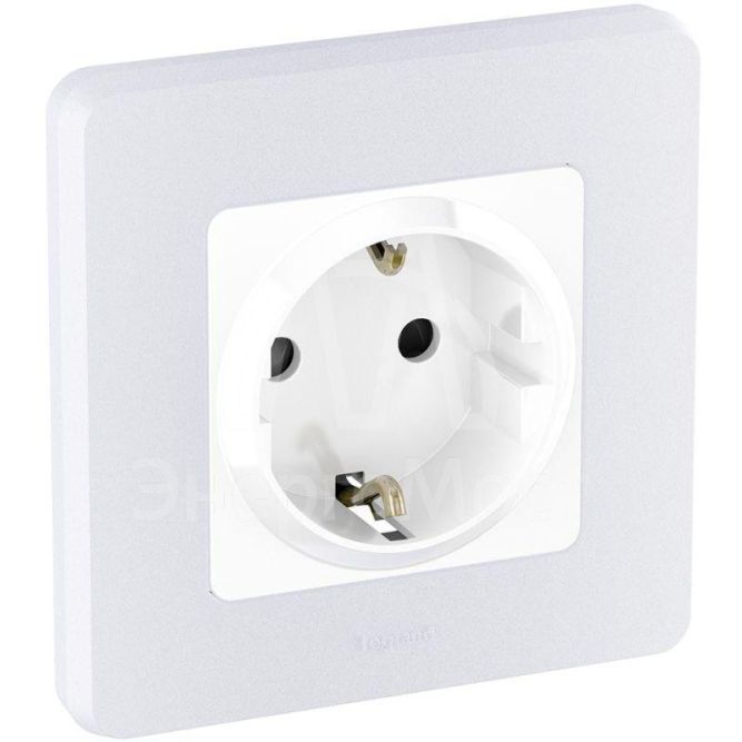 Розетка 1-м СП Inspiria 16А IP20 250В 2P+E защ. шторки немецк. стандарт бел. Leg 673730