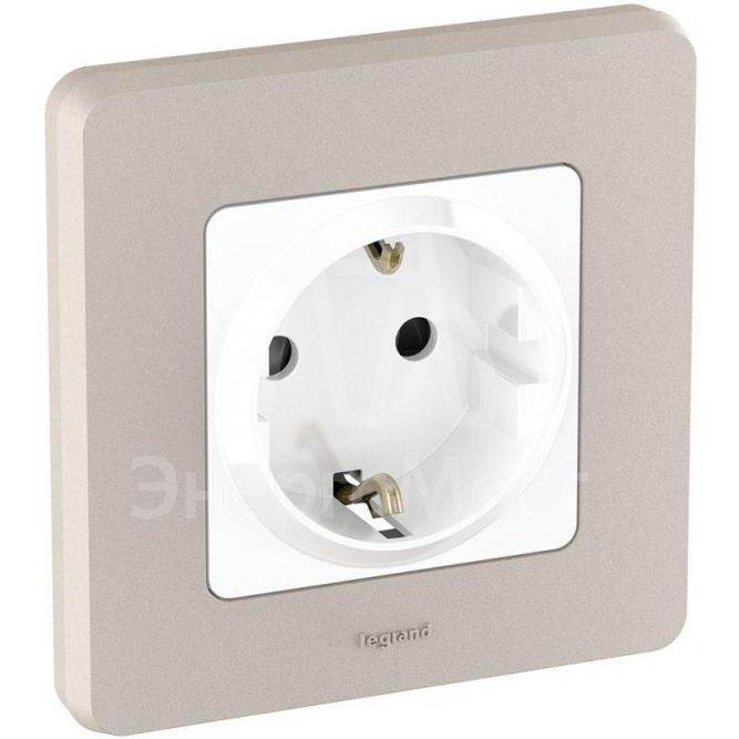 Розетка 1-м СП Inspiria 16А IP20 250В 2P+E защ. шторки немецк. стандарт бел. Leg 673730