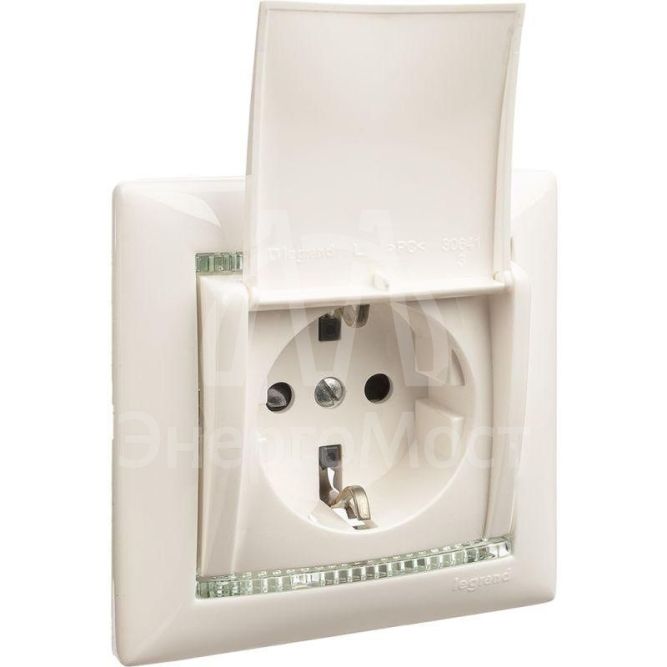Механизм розетки 1-м СП Valena с защ. крышкой защ. шторки с заземл. бел. Leg 774422