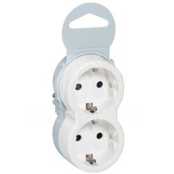 Блок многорозеточный &amp;quot;Элиум&amp;quot; 2х2К+3 с кронштейном для крепления к стене 16А верт. подкл. бел. Leg 050655