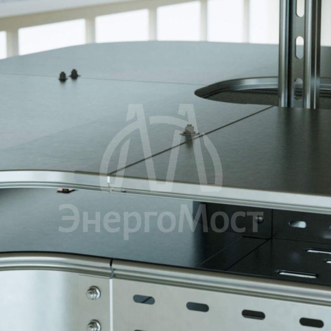 Крышка для лотка осн.100 L3000 сталь 0.8мм с заземл. гор. оцинк. DKC 35522HDZ