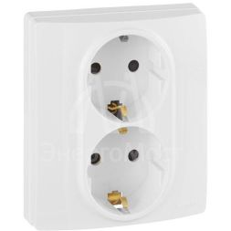 Розетка 2-м СП Etika 2К+З 16А защ. шторки с заземл. безвинт. зажимы в сборе бел. Leg 672233