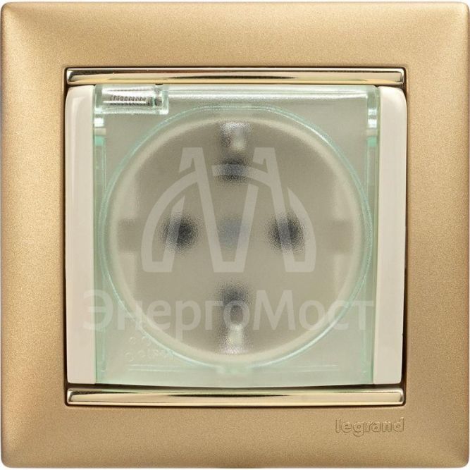 Механизм розетки 1-м СП Valena защ. шторки с защ. крышкой нем. станд. IP44 сл. кость Leg 774120