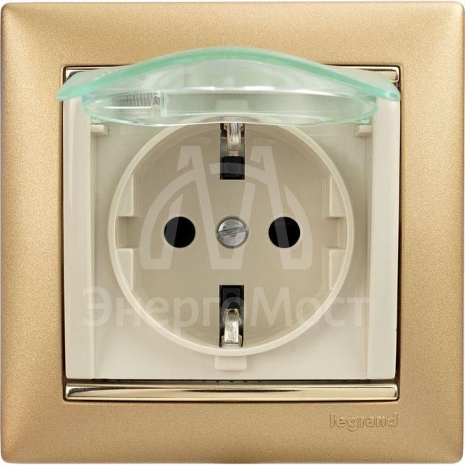 Механизм розетки 1-м СП Valena защ. шторки с защ. крышкой нем. станд. IP44 сл. кость Leg 774120