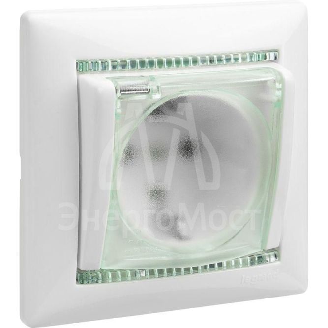 Механизм розетки 1-м СП Valena 2К+3 IP44 с защ. крышкой защ. шторки с заземл. нем. станд. бел. Leg 774220