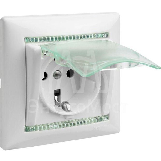 Механизм розетки 1-м СП Valena 2К+3 IP44 с защ. крышкой защ. шторки с заземл. нем. станд. бел. Leg 774220