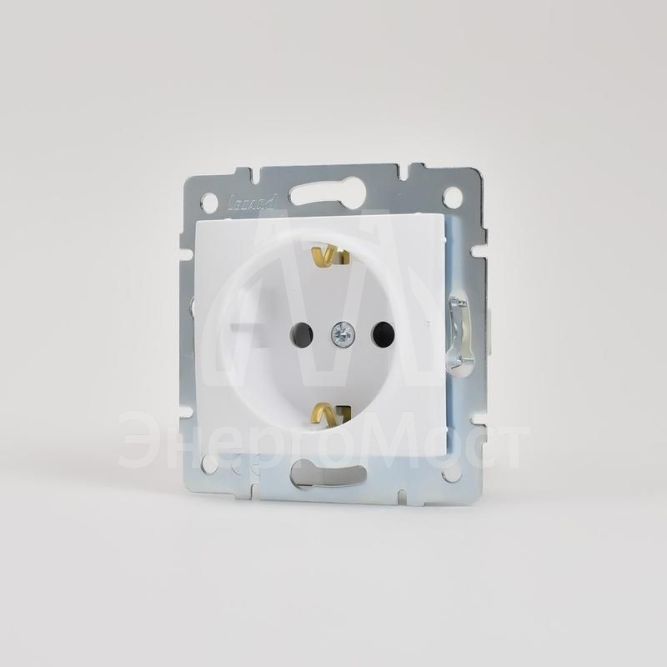 Механизм розетки 1-м СП KARINA защ. шторки с заземл. термопласт бел. LEZARD 707-0288-124B