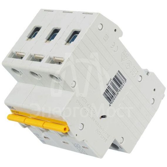 Выключатель автоматический модульный 3п C 32А 6кА ВА47-60M IEK MVA31-3-032-C