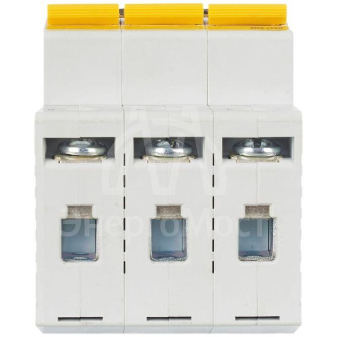 Выключатель автоматический модульный 3п C 32А 6кА ВА47-60M IEK MVA31-3-032-C