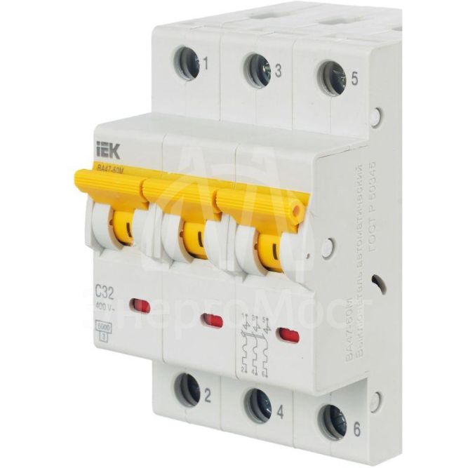 Выключатель автоматический модульный 3п C 32А 6кА ВА47-60M IEK MVA31-3-032-C