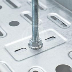 Гайка М10 с насечкой (уп.100шт) DKC CM101000