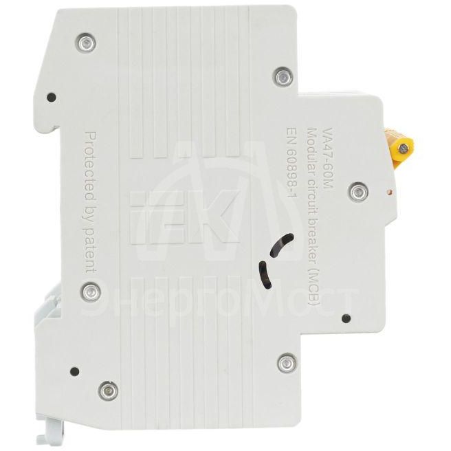 Выключатель автоматический модульный 3п C 40А 6кА ВА47-60M IEK MVA31-3-040-C