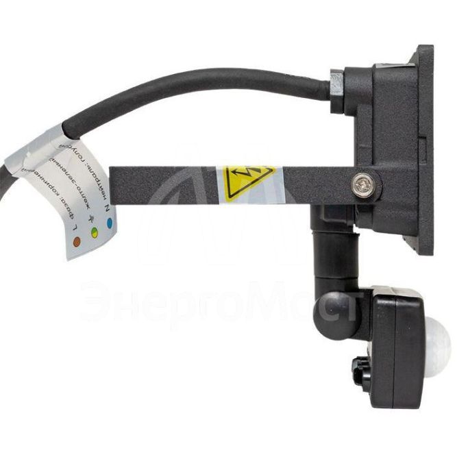 Прожектор светодиодный СДО-3003 30Вт 6500К IP54 с инфракрасным датчиком движения EKF FLL-3003-30D-6500