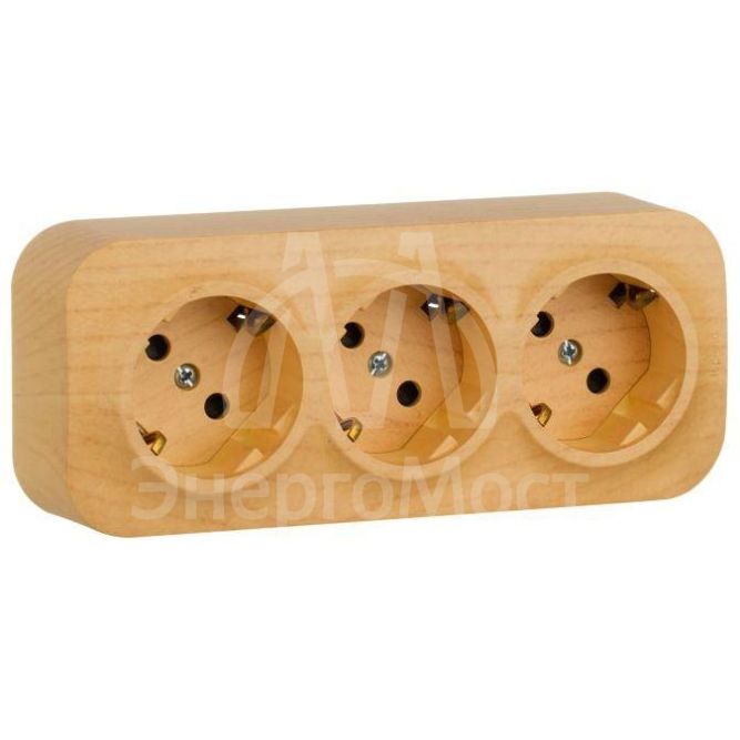 Розетка 3-м ОП Quteo 16А защ. шторки с заземл. дерево Leg 782278