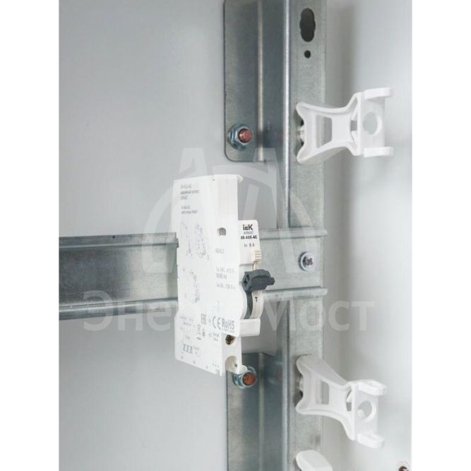 Контакт аварийный AR-AUX-AC 240...415В ARMAT IEK AR-AUX-AC-240-415