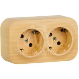 Розетка 2-м ОП Quteo 16А защ. шторки с заземл. дерево Leg 782283